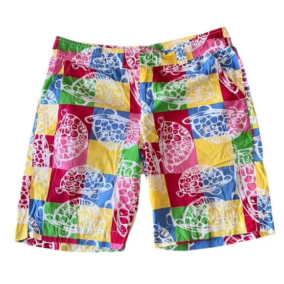 Lilly Pulitzer Resort Fit Turtle Patchwork Printed Bermuda Shorts - 8 - Picture 1 of 11